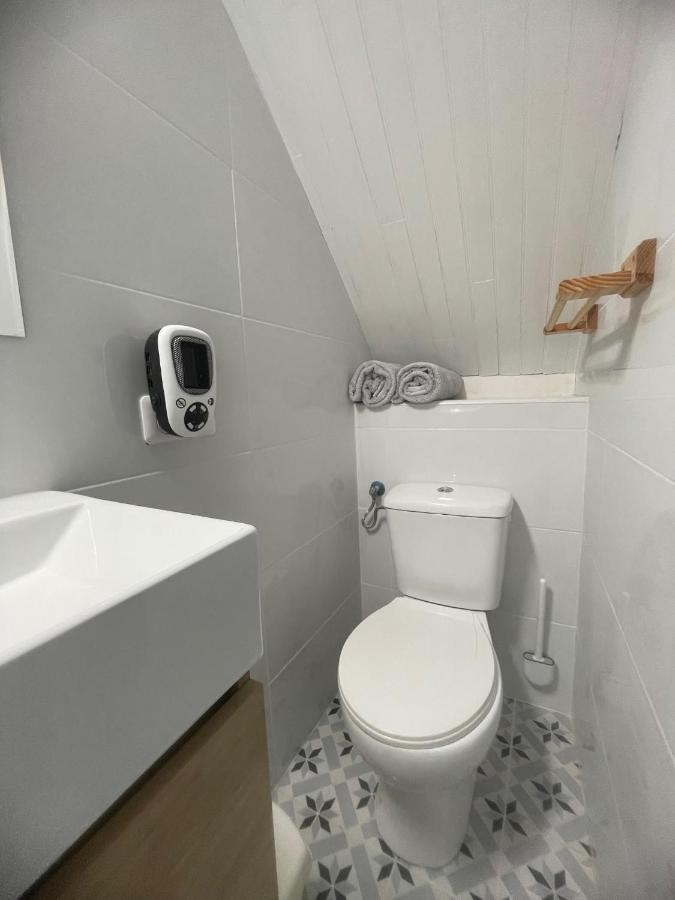 Appartement Avec Chambre Ouverte Бур-Мадам Екстериор снимка